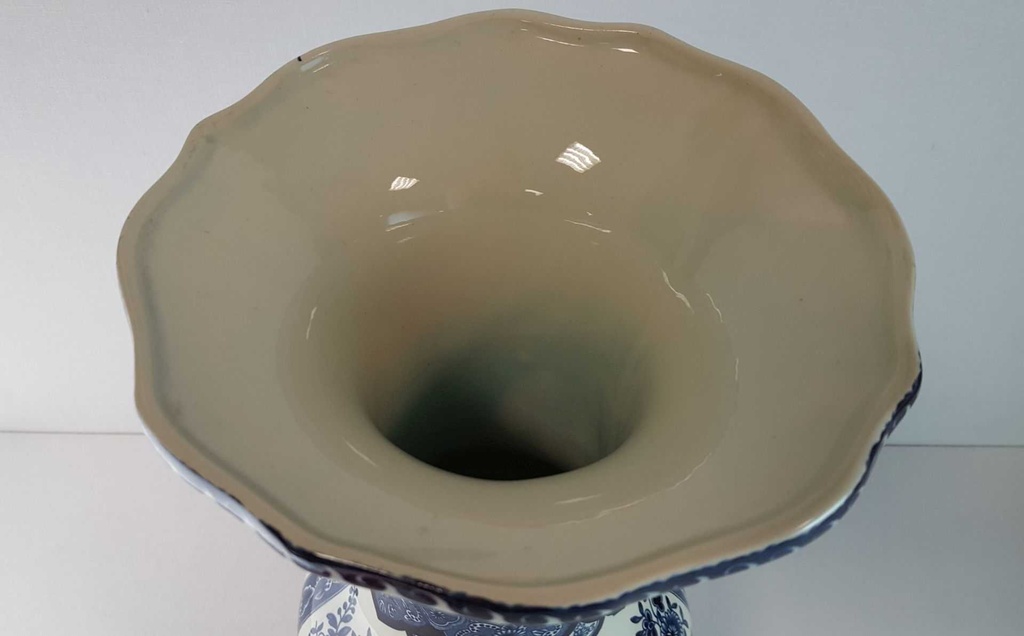 [45815549] Vase 31,5 cm Royal Sphinx Maastricht Delfts florales Dekor gebraucht - gut Bild 5