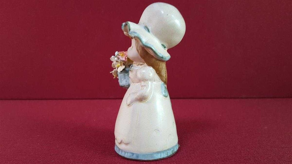 [45815862] Figur Handarbeit Einzelteile Achatit Mädchen mit Blumen gebraucht - gut Bild 5