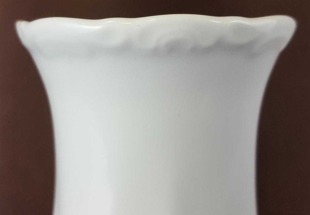 [4581588] Tischvase 12 cm Mitterteich Form 2000 Weiß gebraucht - sehr gut Bild 3
