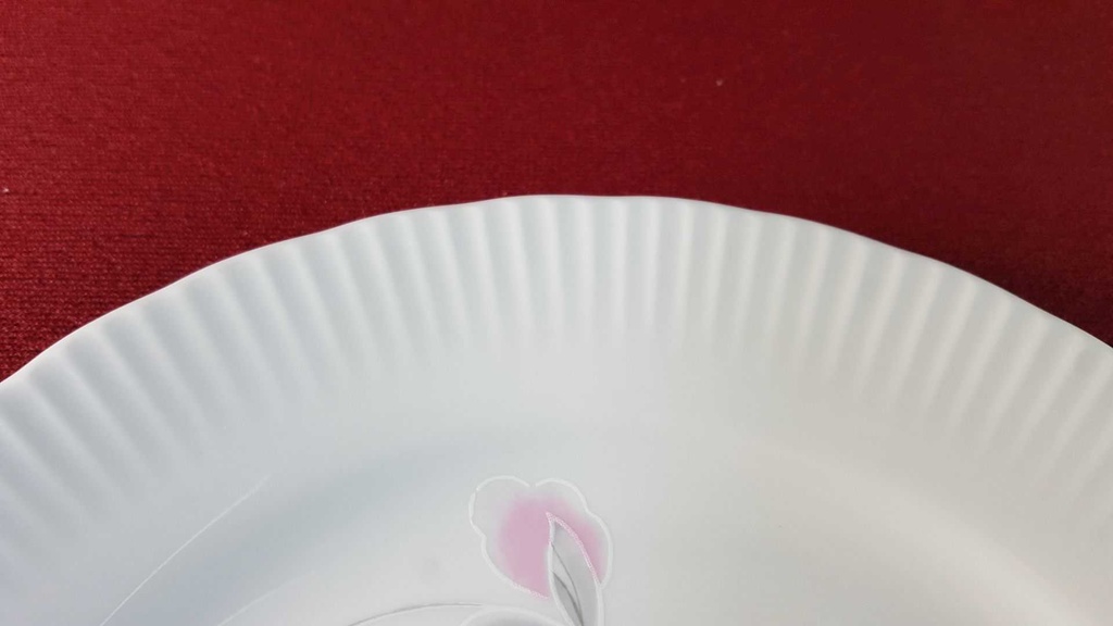 [45815996] Kuchenteller Dessertteller Frühstücksteller 19,5 cm Graf von Henneberg rosa grau Blumendekor gerillt Blumen DDR gebraucht - sehr gut Bild 3