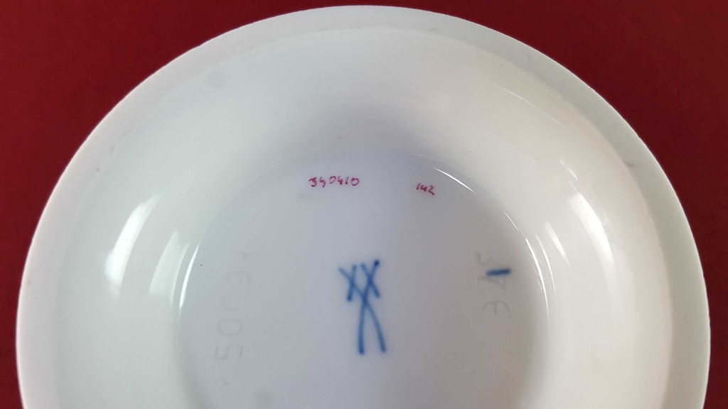 [45816033] Tischvase Vase Dekorative 8,8 cm Meissen Neuer Ausschnitt Indische Malerei Purpur II. Wahl gebraucht - sehr gut Bild 7