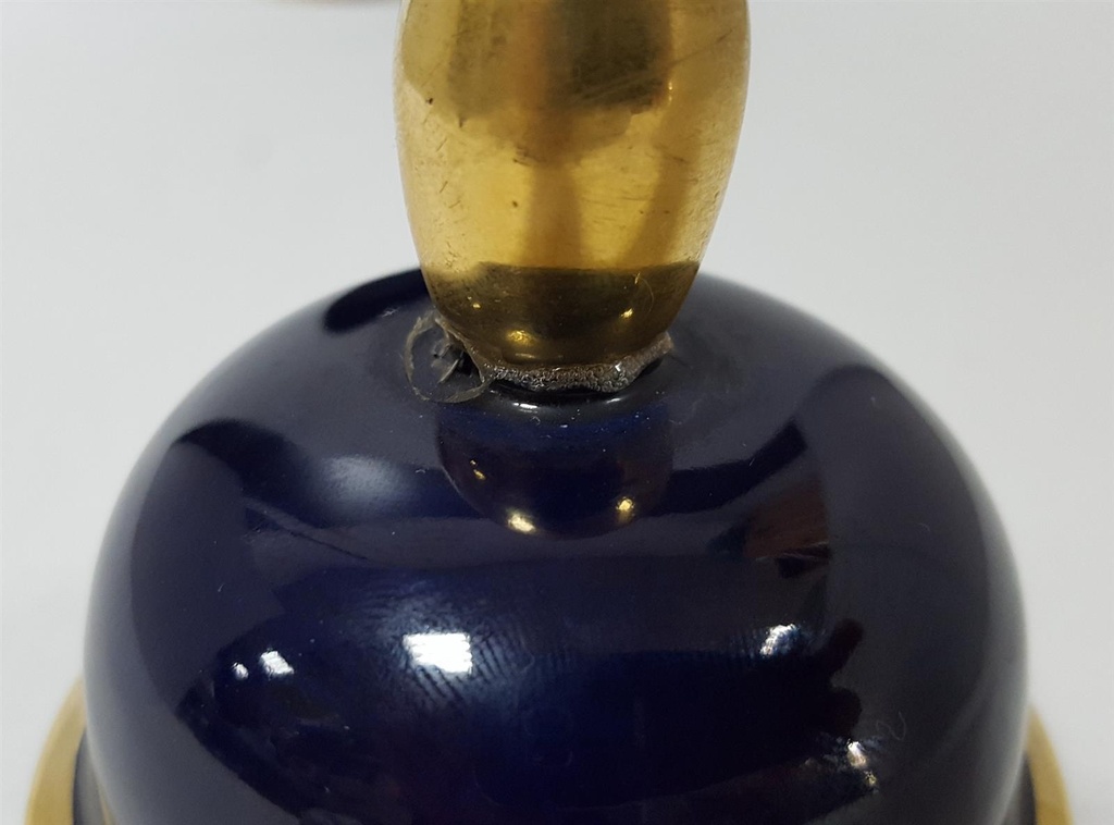 [2119117] Vase Deckelvase 25 cm BH Geschenke Blau gebraucht - gut Bild 6
