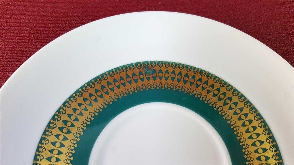 [45816191] Untertasse für Kaffee 14,3 cm Thomas Porzellan Rotunda grün mit Goldbordüre gebraucht - gut Bild 3