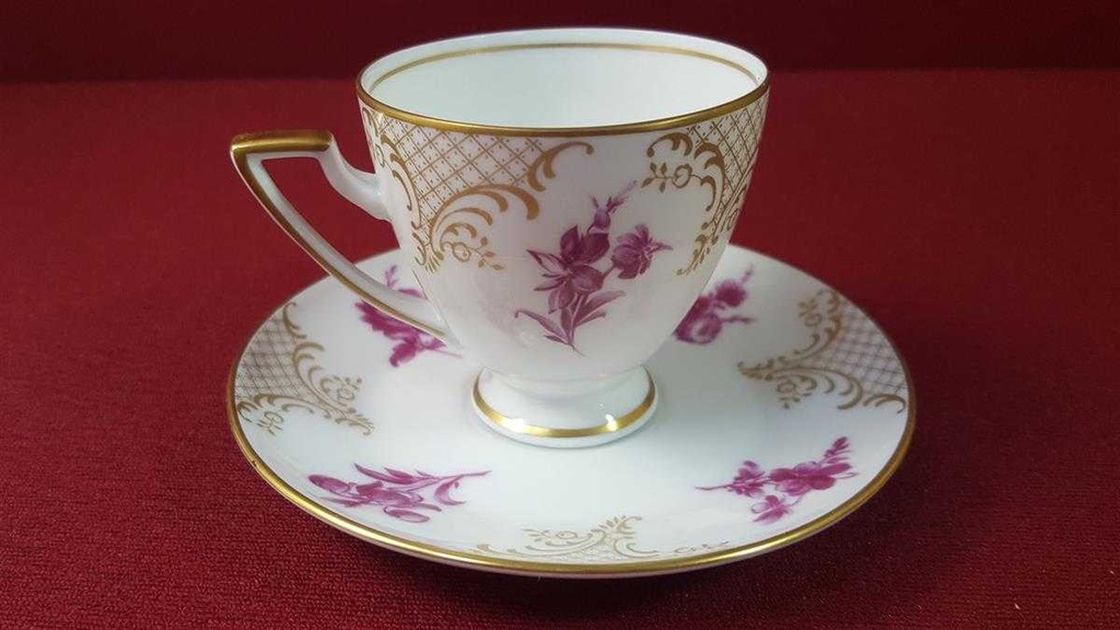 [45816326] Mokkatasse mit Untertasse Tasse Espressotasse Golddekor Königl. pr. Tettau München rote Blumen gebraucht - sehr gut Bild 3
