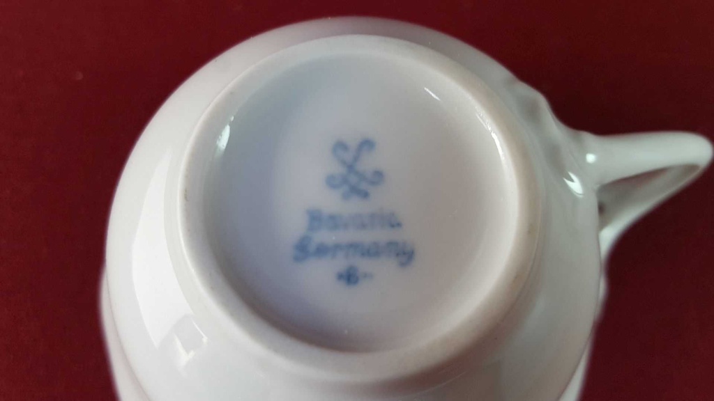 [4581636] Kaffeetasse Tasse Schaller Weiß gebraucht - sehr gut Bild 5