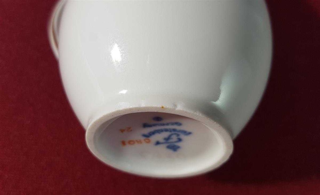 [45816364] Milchkännchen Goldrand 0,2 L Fürstenberg Schloß 644 0801 gebraucht - gut Bild 4