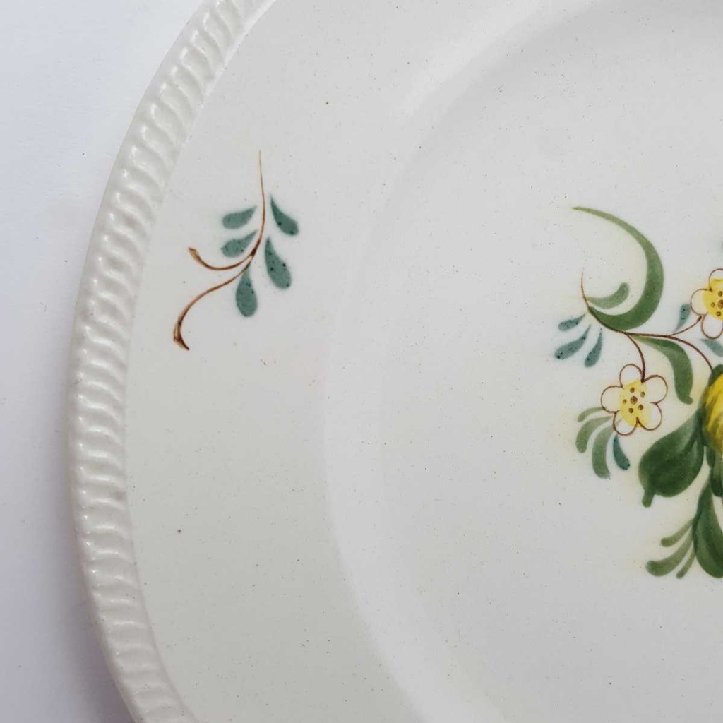 [458163860] Untertasse 17,3 cm VEB Dresden Blumendekor grün gelb Blumen gebraucht - akzeptabel Bild 3