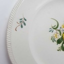 [458163860] Untertasse 17,3 cm VEB Dresden Blumendekor grün gelb Blumen gebraucht - akzeptabel Bild 3