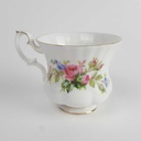 [458164257] Kaffeetasse klein 0,1 L Royal Albert Moss Rose gebraucht - gut Bild 3