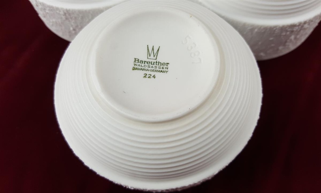 [45816427] Dessertschale 9,7 cm Bareuther Form 5387 Reliefdekor Weiß gebraucht - gut Bild 6