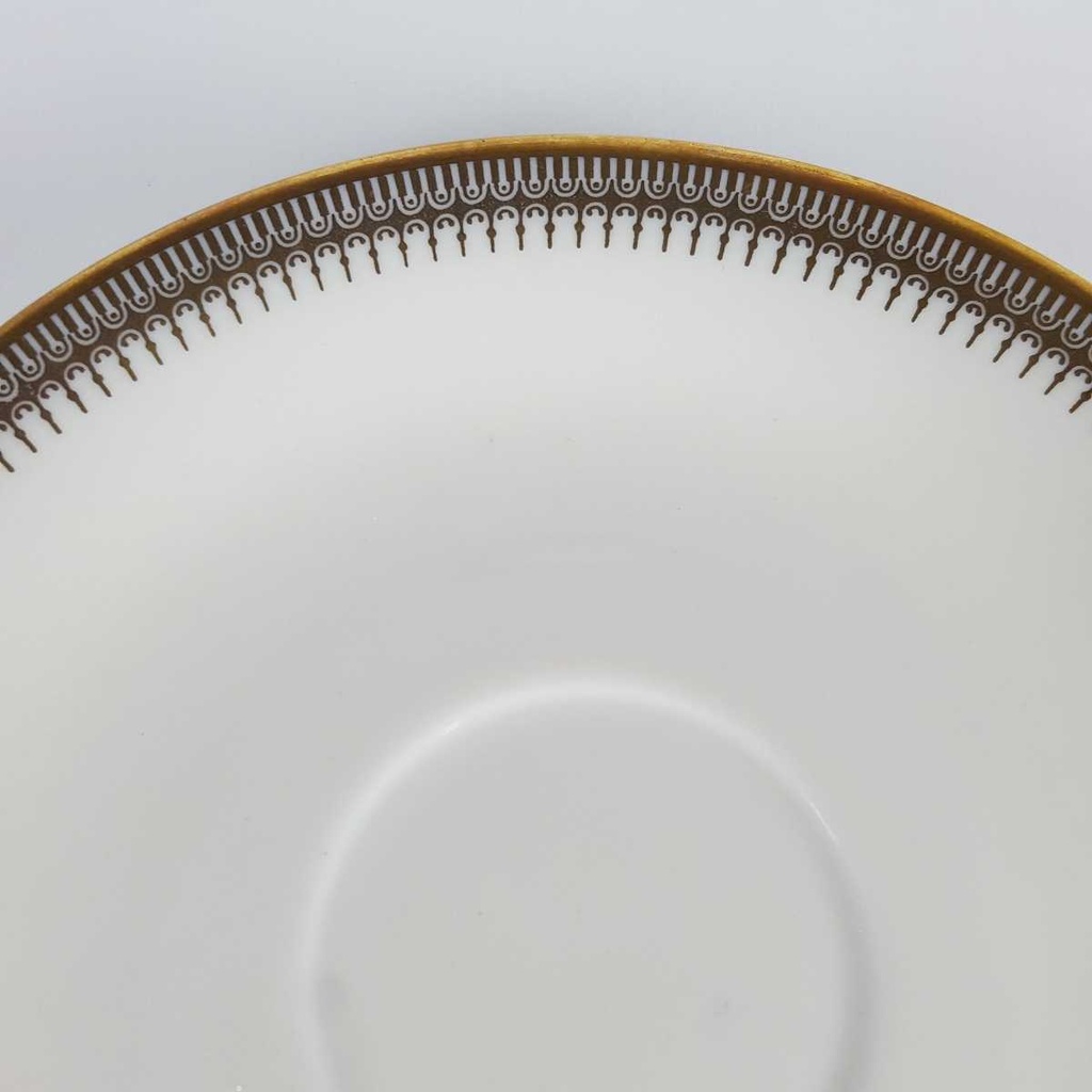 [458164362] Untertasse Goldrand 14,9 cm Seltmann Weiden Vohenstrauß elfenbein gebraucht - gut Bild 3