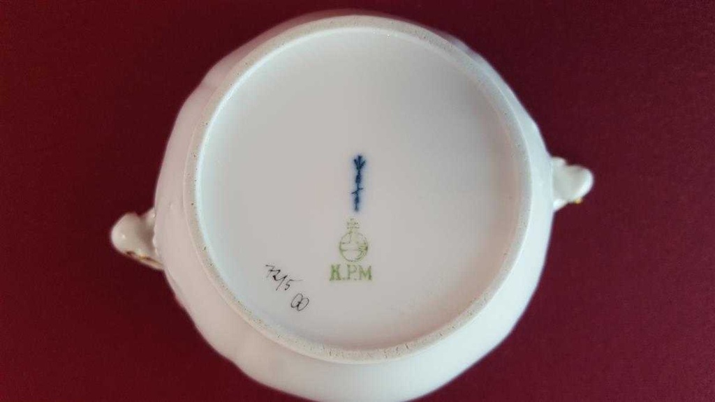 [45816542] Suppentasse Goldrand KPM Berlin Vorlagen gebraucht - gut Bild 8
