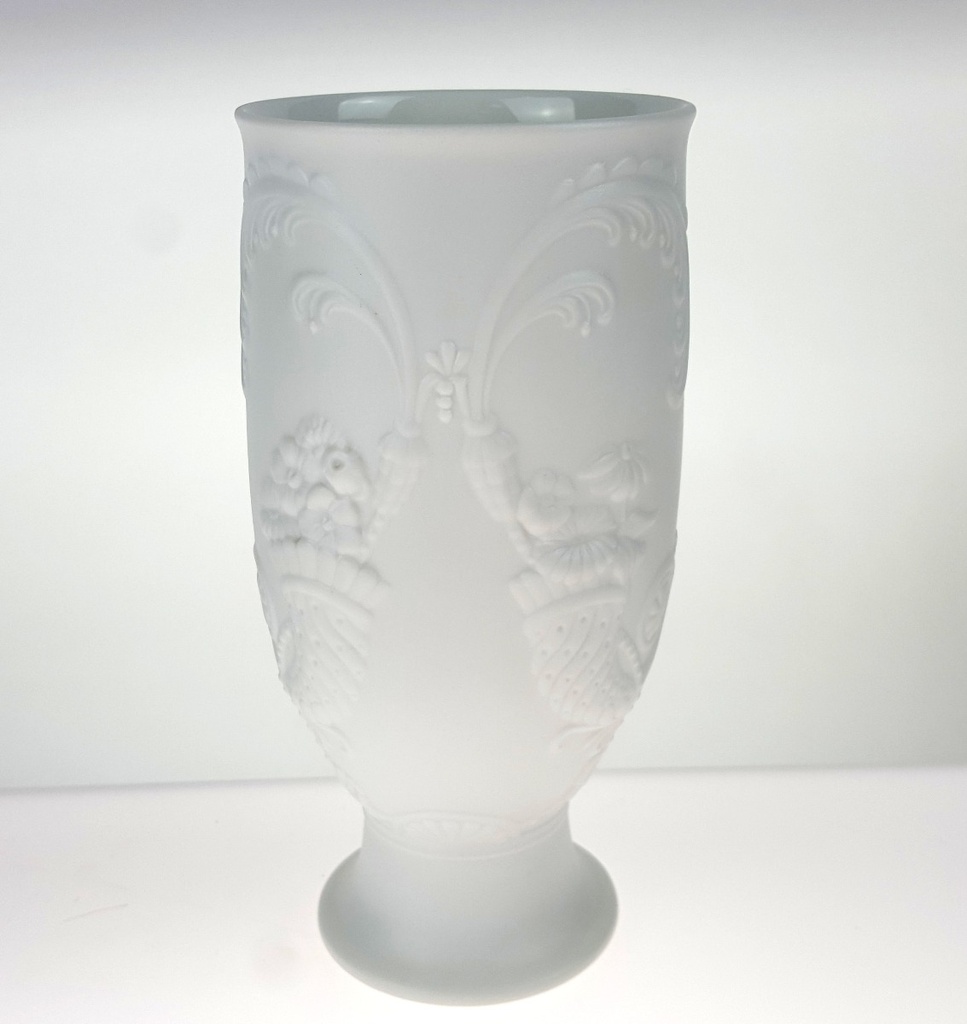 [2119214] Tischvase Vase Blumenvase 16,2 cm AK Kaiser Kaiser-Porzellan Weiß gebraucht - gut Bild 2