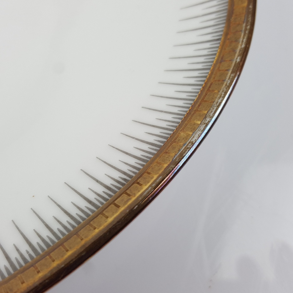 [458166265] Servierplatte Fleischplatte 31,3x21,3 cm Seltmann Weiden Form 25475 grau gold Dekor gebraucht - gut Bild 4