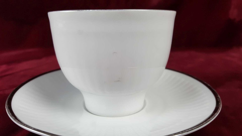 [45816694] Kaffeetasse mit Untertasse Tasse Winterling Kirchenlamitz weiß Silberrand und Rillen gebraucht - akzeptabel Bild 4