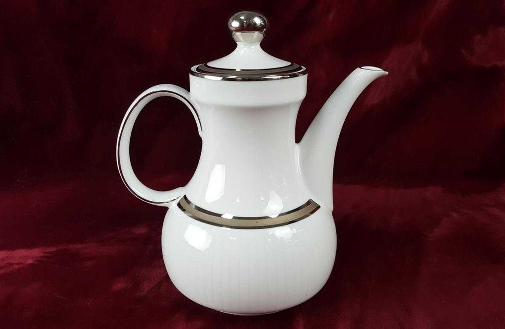 [45816696] Kaffeekanne Kanne 1,3 L Winterling Kirchenlamitz weiß mit Silberrand und Rillen gebraucht - gut Bild 3