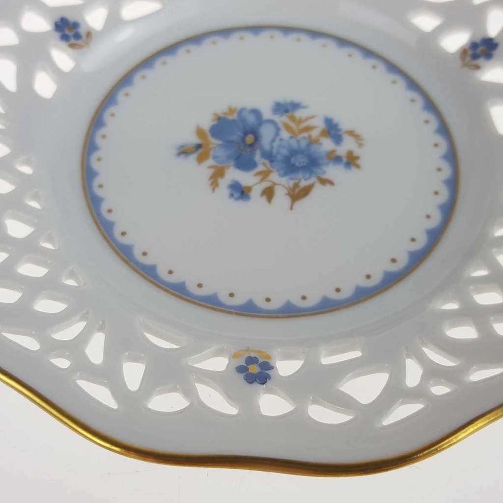 [458167144] Durchbruchteller Goldrand Durchbrucharbeit 12,5 cm Schumann Arzberg Blumendekor blaue Blume Blumen gebraucht - sehr gut Bild 4