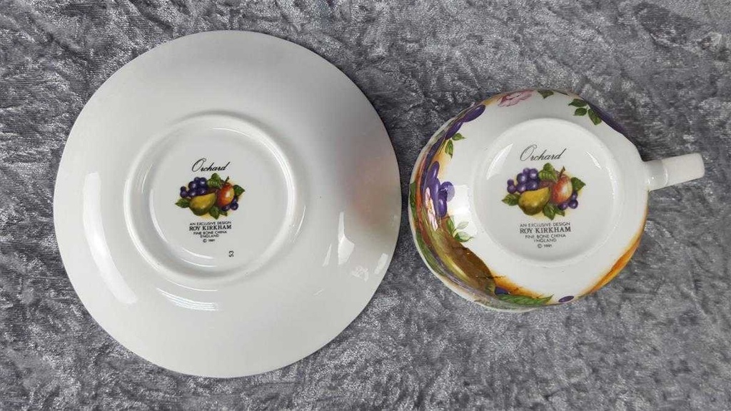 [45816740] Jumbotasse mit Untertasse Roy Kirkham Orchard Bone China England gebraucht - sehr gut Bild 5