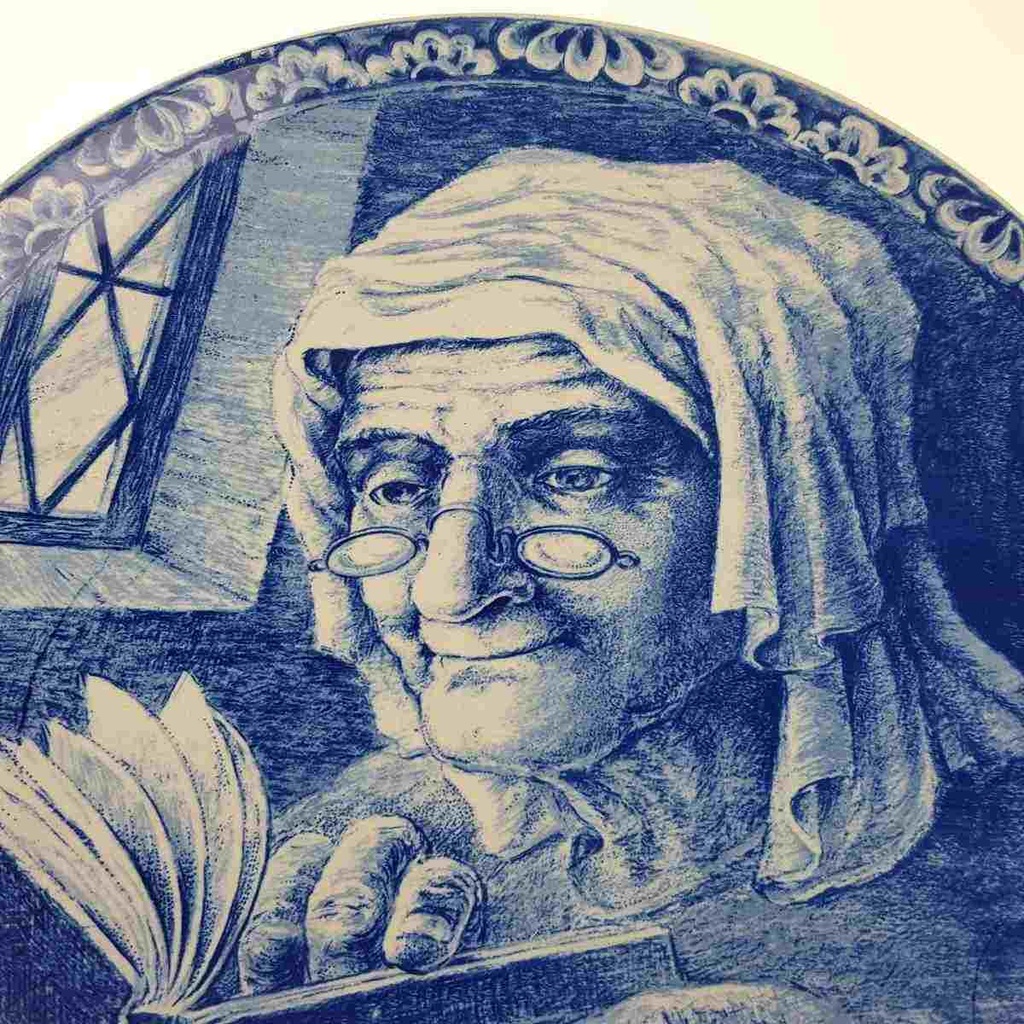 [458168367] Wandteller Boch Belgium Oma liest ein Buch gebraucht - gut Bild 3