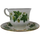 [458168501] Sammeltasse mit Untertasse 2tlg Queen Anne Bone China Trauben gebraucht - gut Bild 2