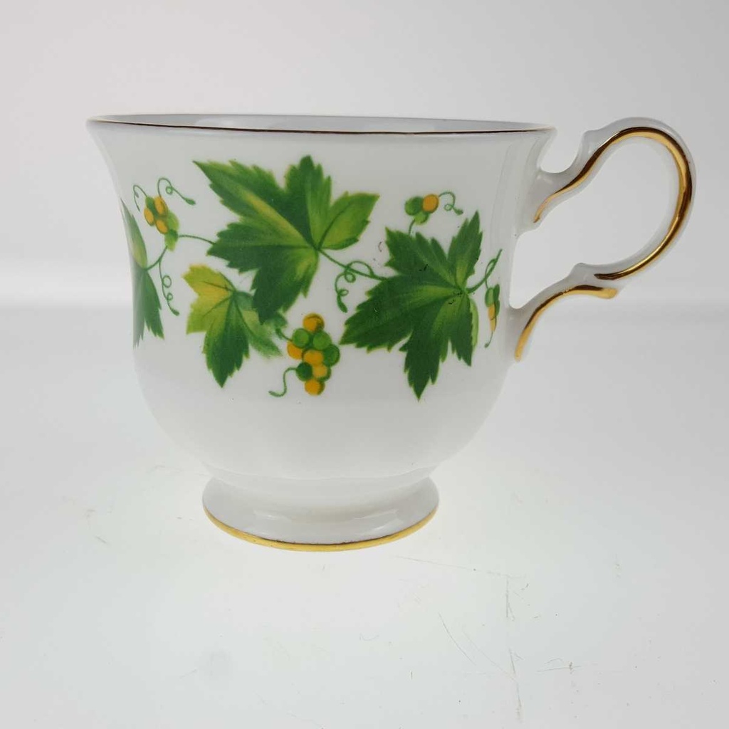[458168501] Sammeltasse mit Untertasse 2tlg Queen Anne Bone China Trauben gebraucht - gut Bild 4