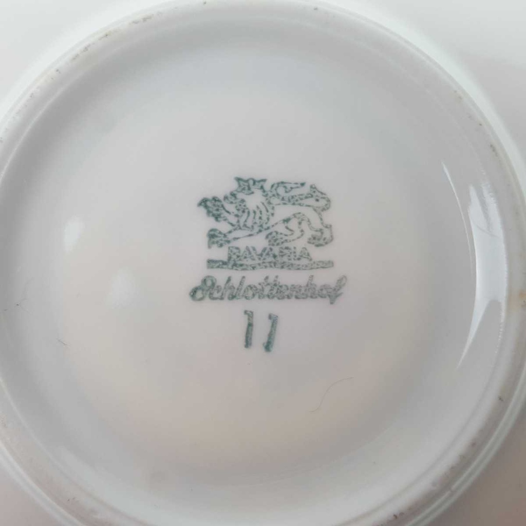 [458168618] Untertasse für Mokka 11,8 cm Schlottenhof braun Rokoko Gold gebraucht - gut Bild 4