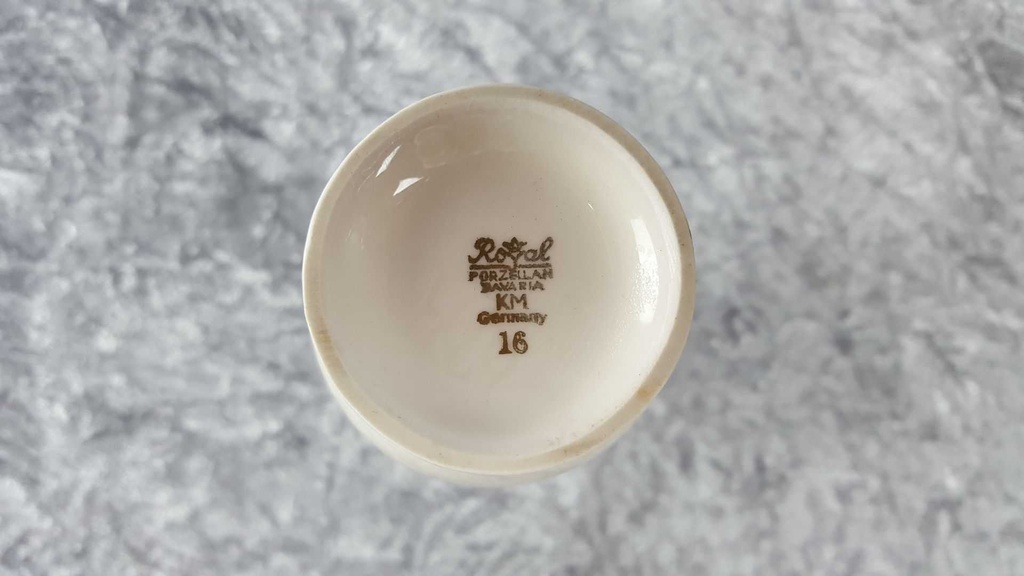 [45816862] Tischvase Vase Blumenvase Goldrand 15,7 cm Royal KM Bavaria Elfenbein Beige gebraucht - gut Bild 4