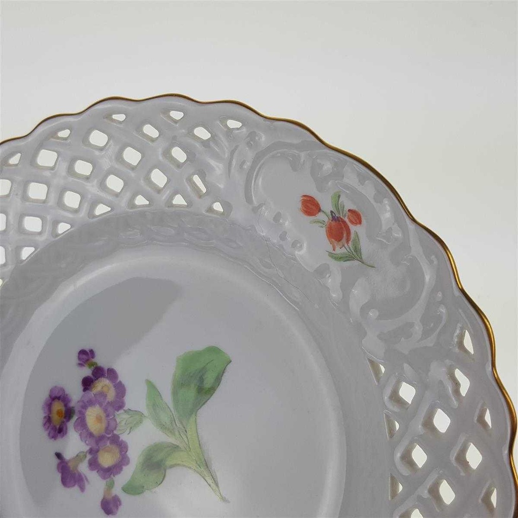 [458169012] Durchbruchteller Wandteller Durchbrucharbeit Meissen Blumen gebraucht - gut Bild 3