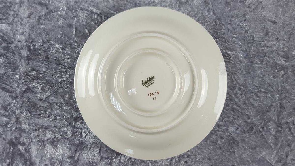 [45816911] Sauciere mit Teller Goldrand 1tlg Edelstein Bavaria Blumendekor 15476 Blumen Elfenbein Beige gebraucht - defekt Bild 7