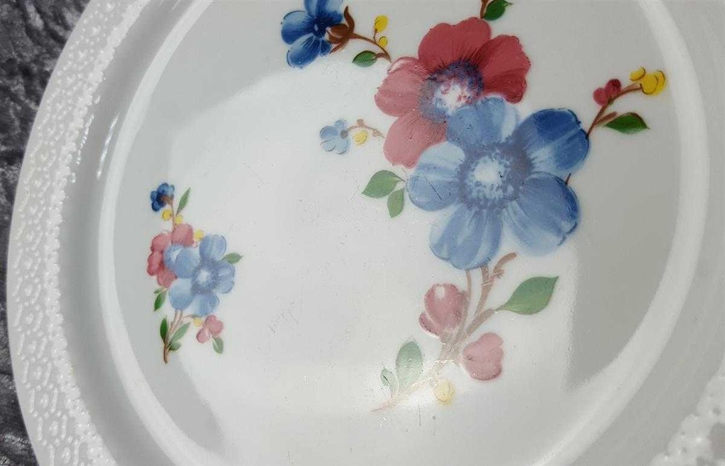 [45816927] Kuchenteller Dessertteller Frühstücksteller 19,8 cm Zeh Scherzer Blumendekore Retro Bunte Blumen Perlrand gebraucht - gut Bild 4