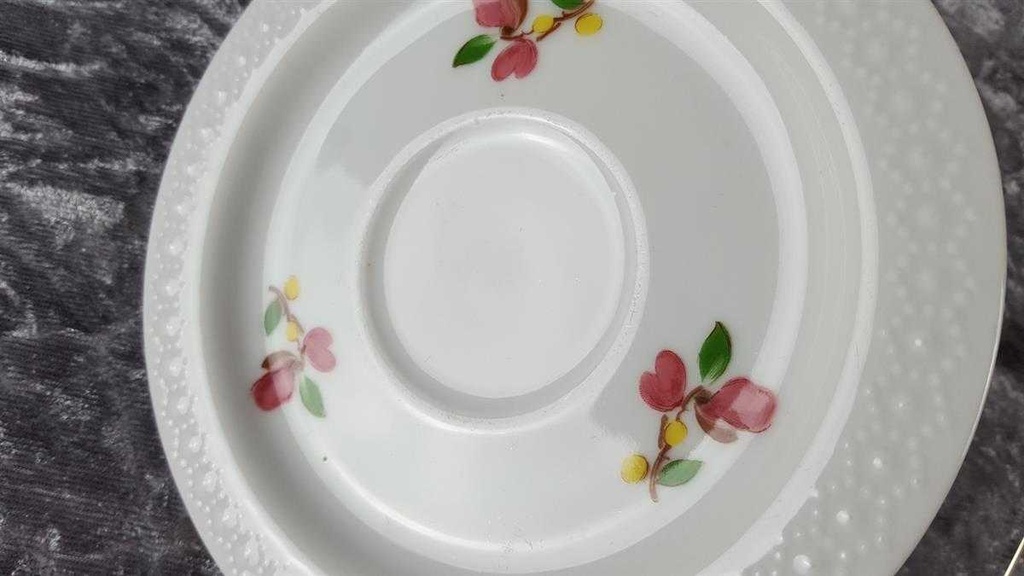 [45816928] Untertasse für Tee/Kaffee 14,2 cm Zeh Scherzer Blumendekore Retro Bunte Blumen Perlrand gebraucht - gut Bild 3