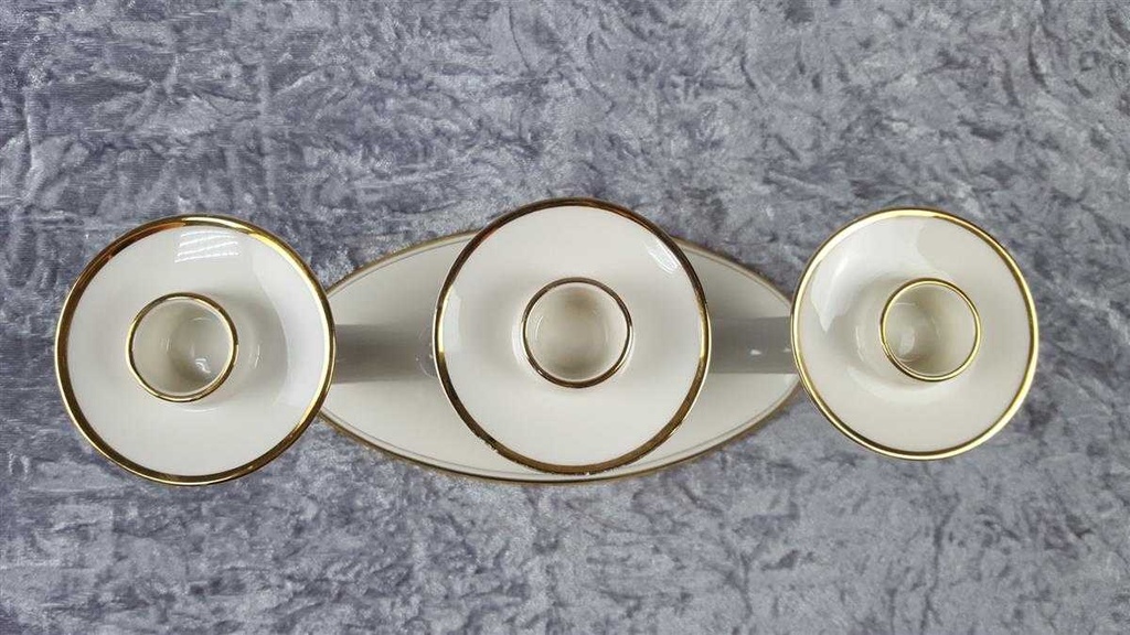 [45817158] Kerzenständer 3flammig Golddekor Kaiser Porzellan Alka Kunst Elfenbein Beige Bavaria gebraucht - gut Bild 3