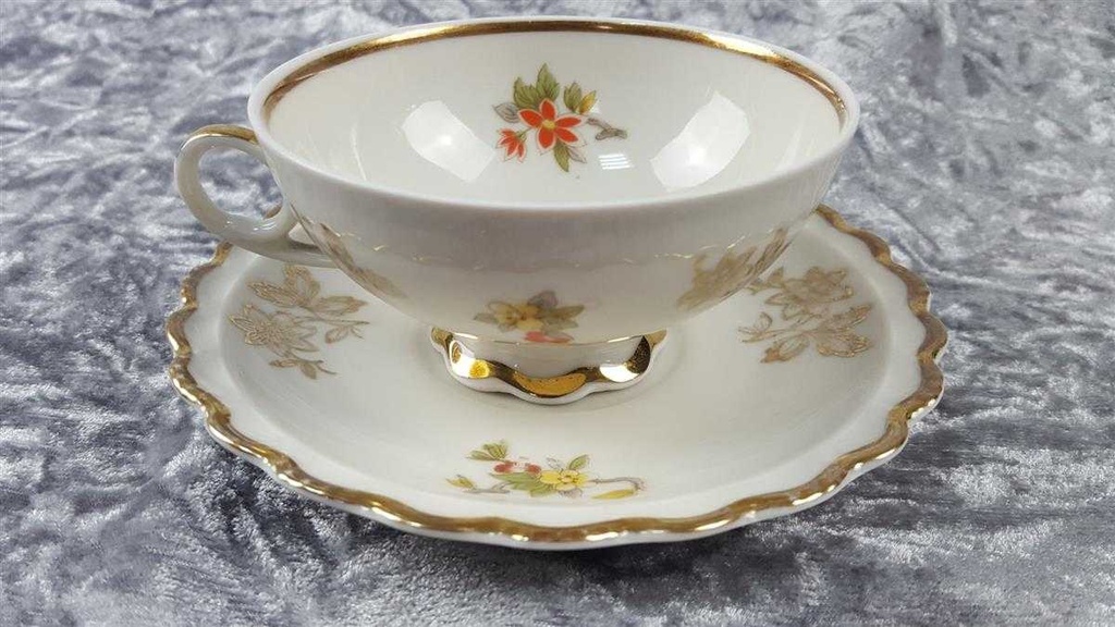 [45817170] Teetasse mit Untertasse Tasse Winterling Marktleuthen gebraucht - gut Bild 4