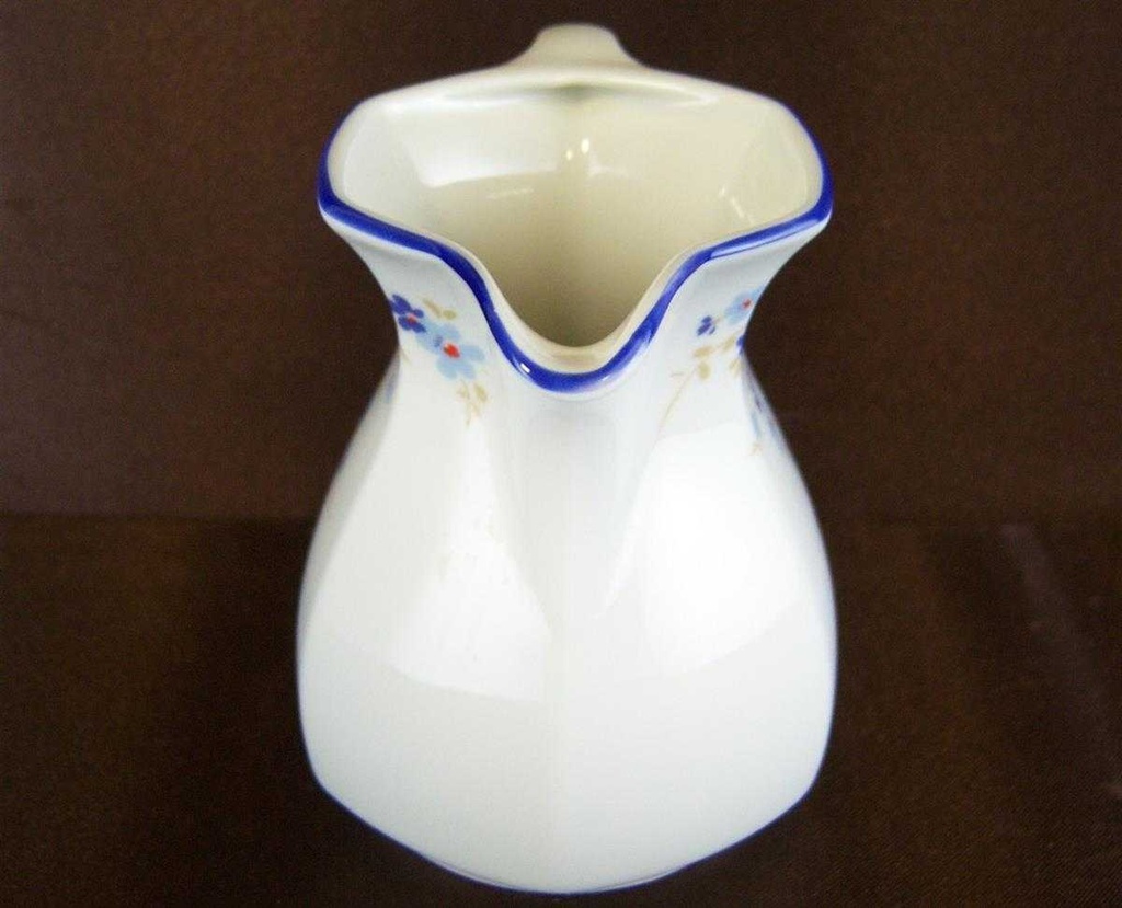 [4581721] Milchkännchen Winterling Marktleuthen Blumendekor Blau Blumen gebraucht - sehr gut Bild 3