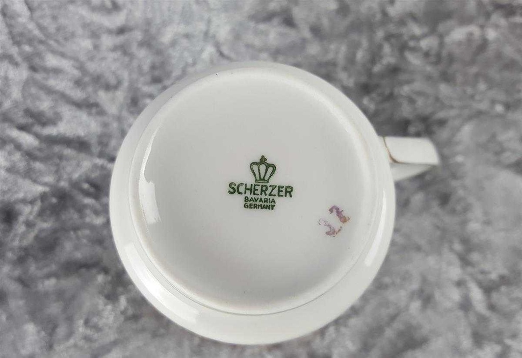 [45817518] Kaffeetasse Tasse Goldrand Zeh Scherzer Rillenrelief 1680 Bild 3