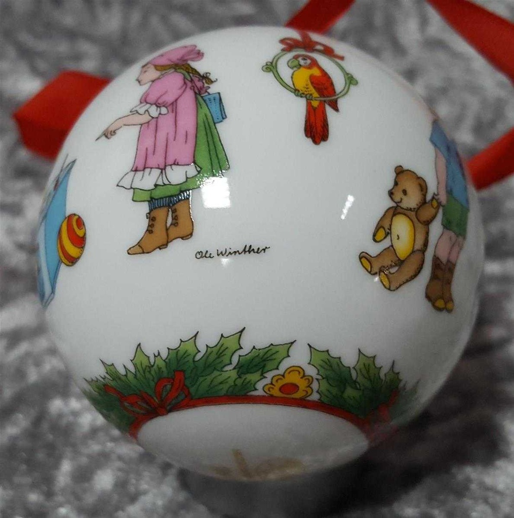 [45817709-1997] Weihnachtskugel Hutschenreuther 1997 Bärenstube gebraucht - sehr gut Bild 5