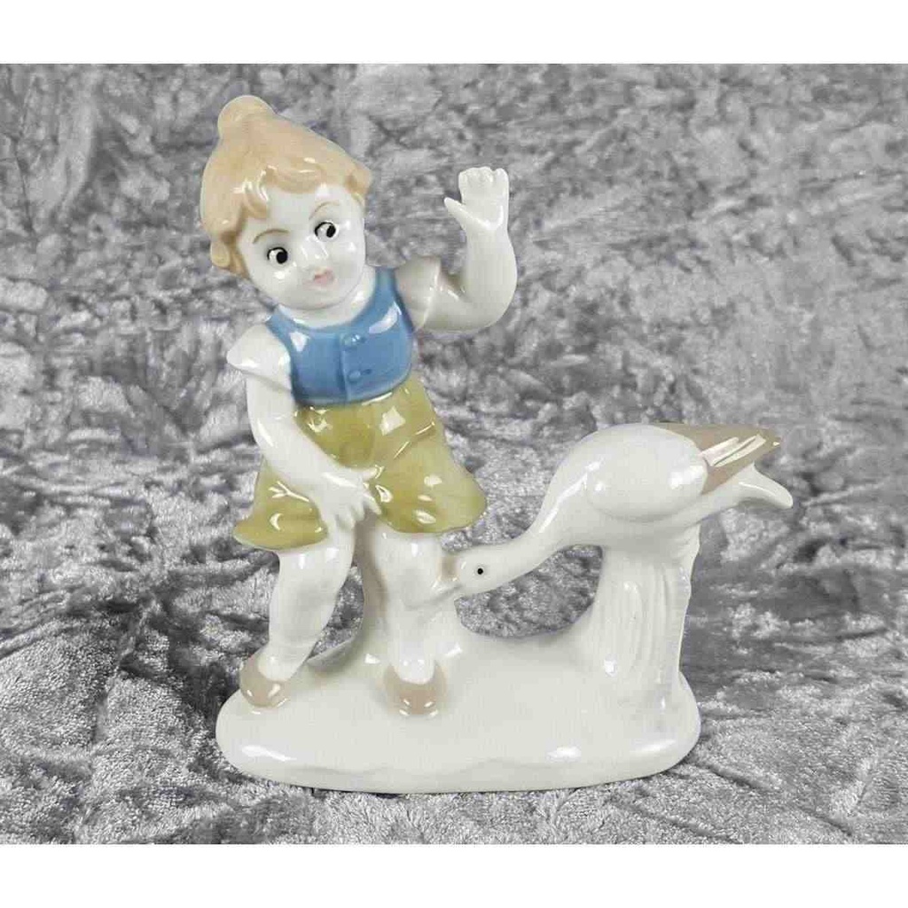 [45817712] Figur Wagner & Apel Mädchen mit Storch gebraucht - sehr gut Bild 5