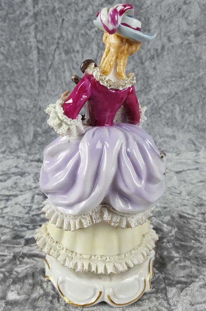 [45817737] Figur Einzelteile Capodimonte Dame mit Leierharfe Hut Kleid gebraucht - akzeptabel Bild 3
