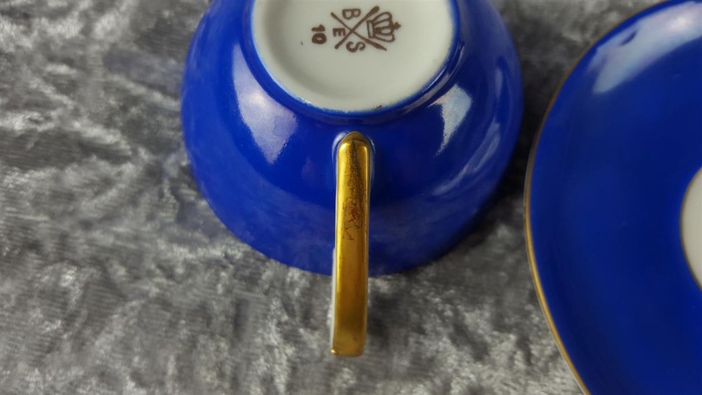[45817903] Espressotasse mit Untertasse Goldrand 4,3 cm Bremer & Schmidt Eisenberg gebraucht - gut Bild 4