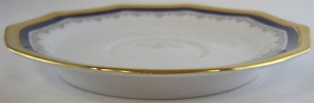 [4581821] Untertasse für Kaffee 14 cm Winterling Marktleuthen Kobaltrand mit Goldraute eckig gebraucht - sehr gut Bild 2