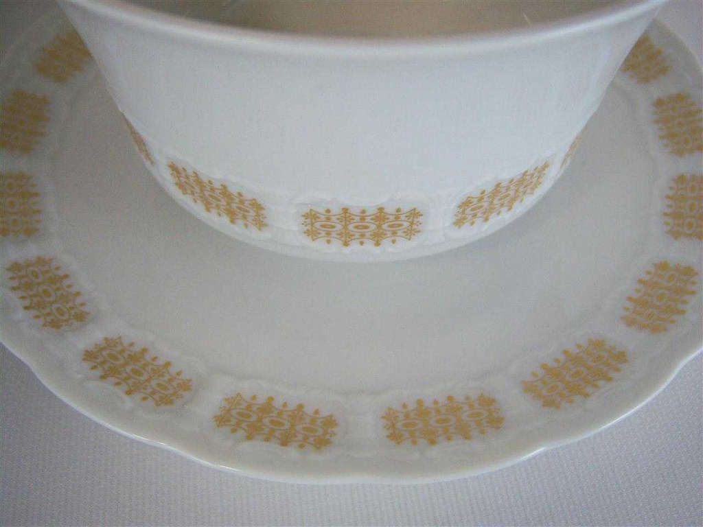 [458189] Sauciere mit Teller Golddekor 1tlg Krautheim Rialto gebraucht - sehr gut Bild 3