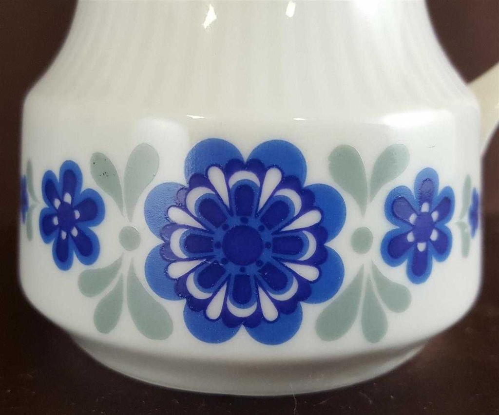 [4581954] Milchkännchen Mitterteich Form 870 Blumendekor blau grau Blumen gebraucht - sehr gut Bild 2
