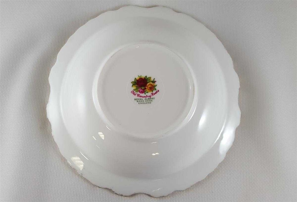 [2119367] Beilagenschale 14,5 cm Royal Albert Old Country Roses gebraucht - sehr gut Bild 3