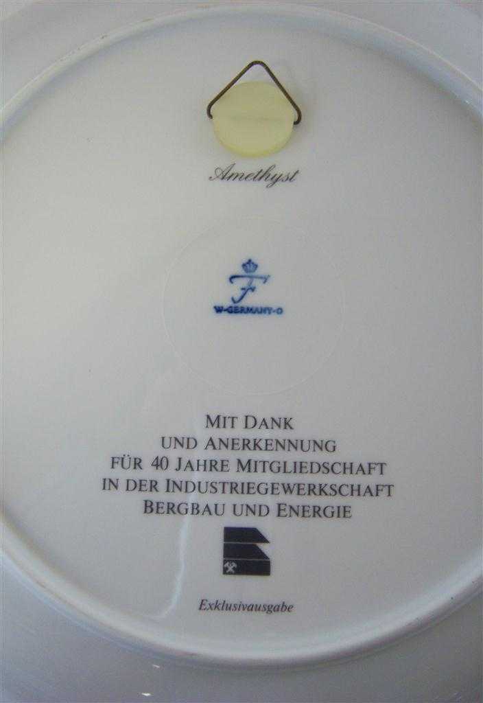 [98120] Wandteller Fürstenberg Amethyst 40 Jahre IG gebraucht - gut Bild 4