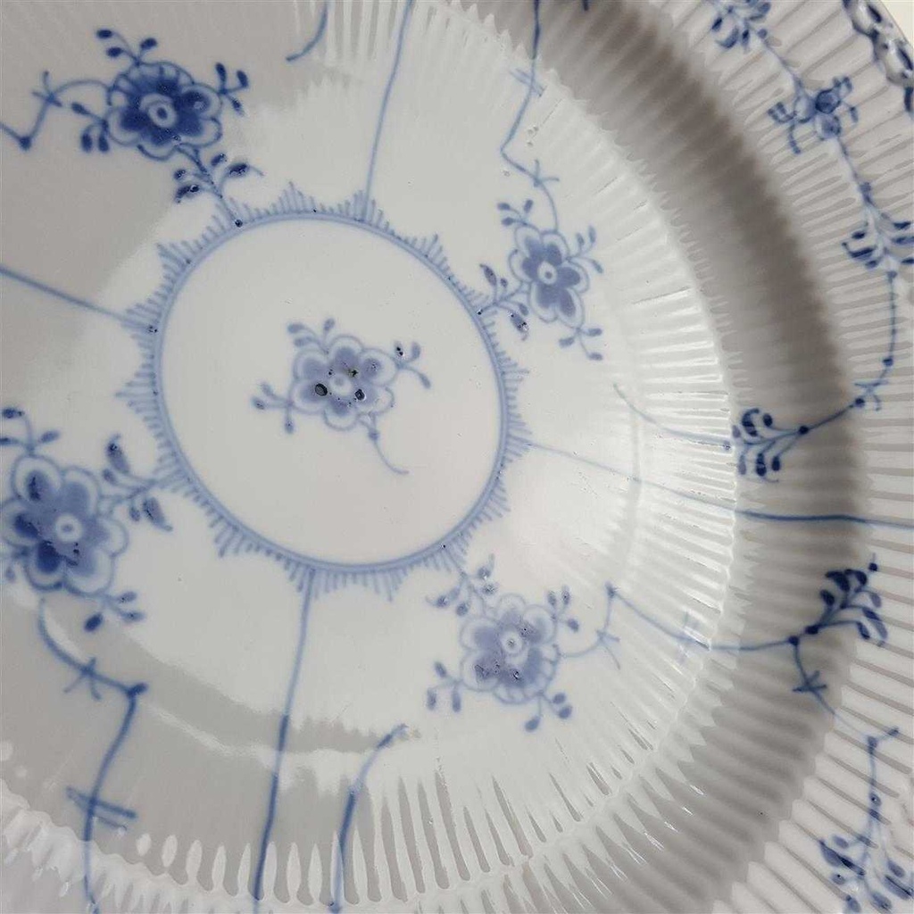 [98134] Suppenteller groß 25,3 cm Royal Copenhagen Musselmalet Halbspitze II. Wahl gebraucht - sehr gut Bild 3