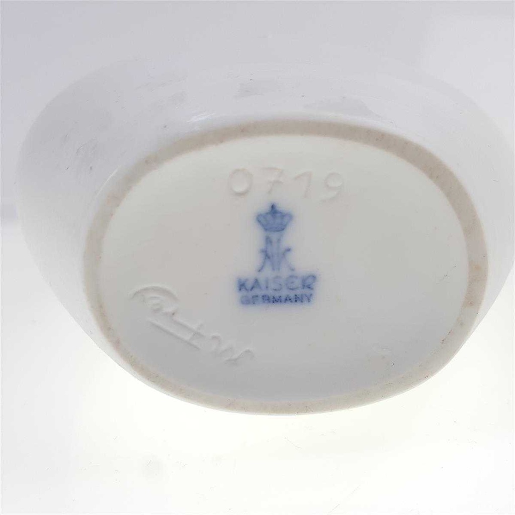 [98171] Blumenvase 20,8 cm AK Kaiser Porzellan Weiß gebraucht - gut Bild 4