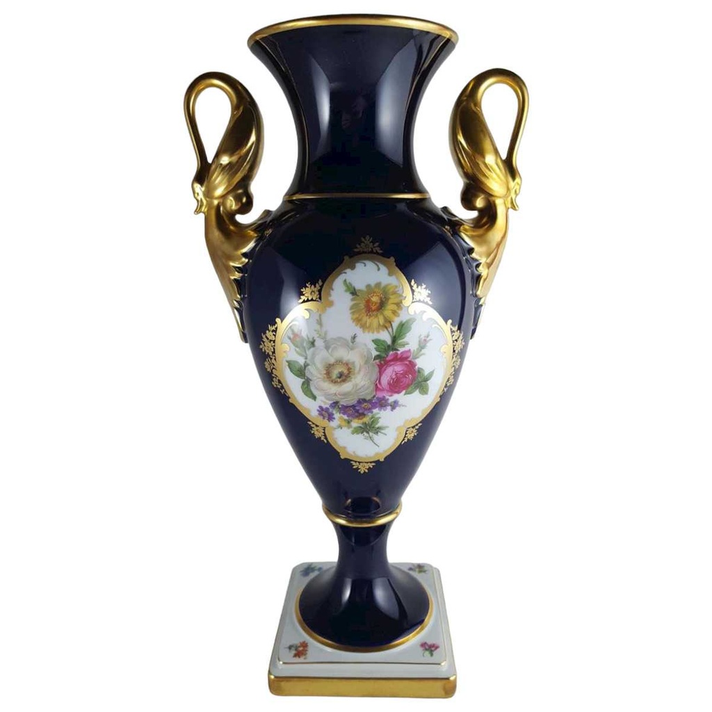 [45811404] Henkelvase 35 cm AK Kaiser Porzellan Menuett gebraucht - sehr gut