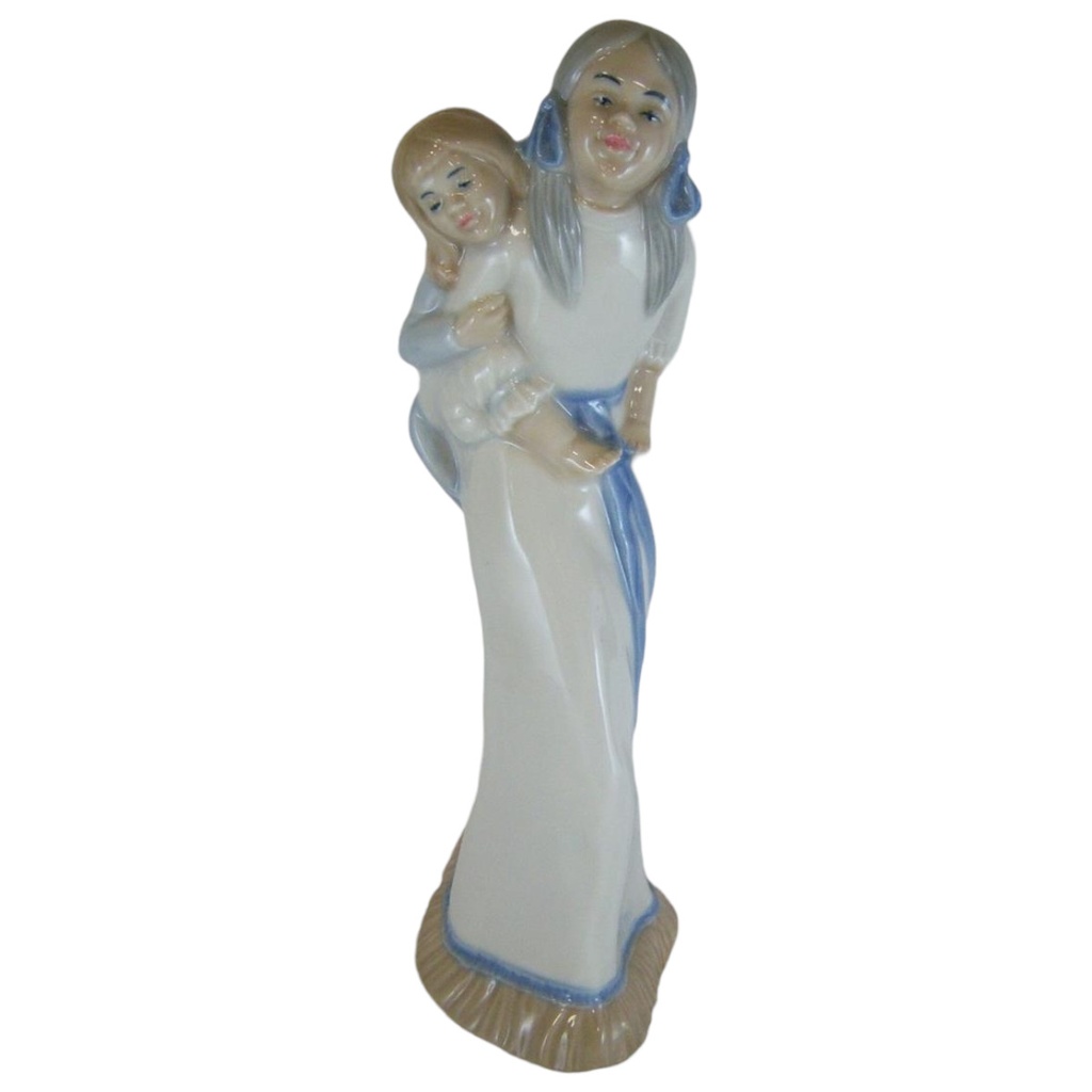 [4581328] Sanbo Porzellan Figur Skulptur Statue zwei Mädchen mehrfarbig H 25 cm