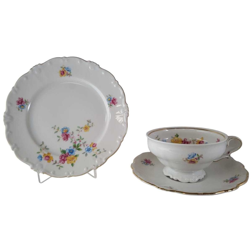 [45813451] Teetasse Tasse Teegedeck Goldrand 3tlg Schirnding Bavaria bunte Blumen gebraucht - akzeptabel