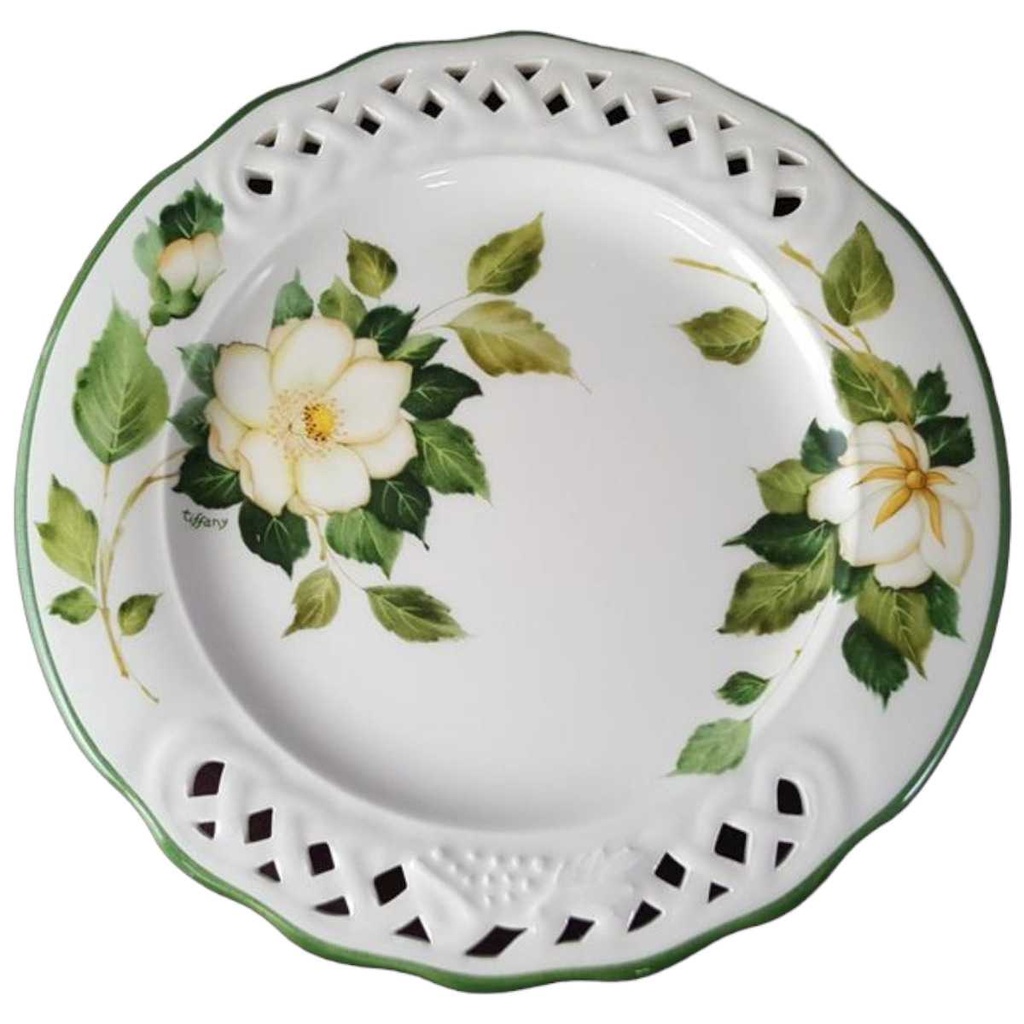 Kuchenteller Dessertteller Frühstücksteller Durchbrucharbeit 21,6 cm Tiffany Boutique Italy weiße Blume mit Grünrand